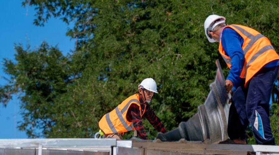 Expert flood damage restoration services in Mansfield, IL
